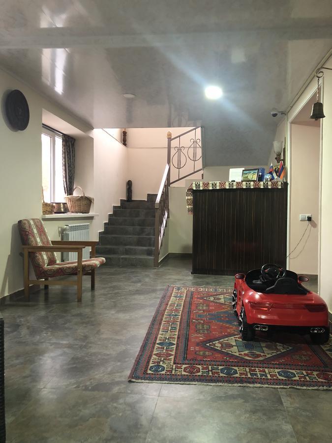 Zanger Hotel Goris Exterior foto