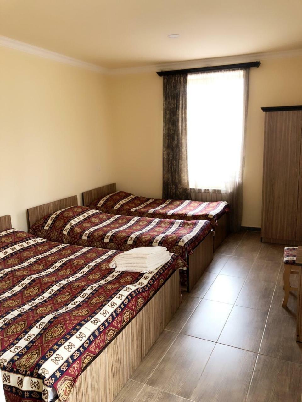 Zanger Hotel Goris Exterior foto